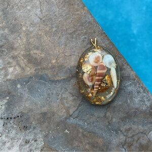 Gold and Brown Seashell Pendant Necklace